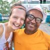 Freundschaft zwischen einem einheimischen Kubaner und einer Deutschen in Santiago de Cuba auf Kuba - Gruppenreisen für Alleinreisende & Erlebnisreisen | QUERIDO MUNDO