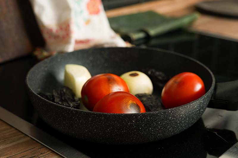 Chilisauce zubereiten - Tamales