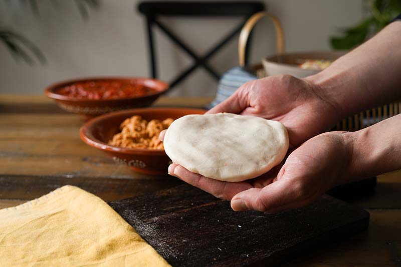 Fladen formen - Pupusas